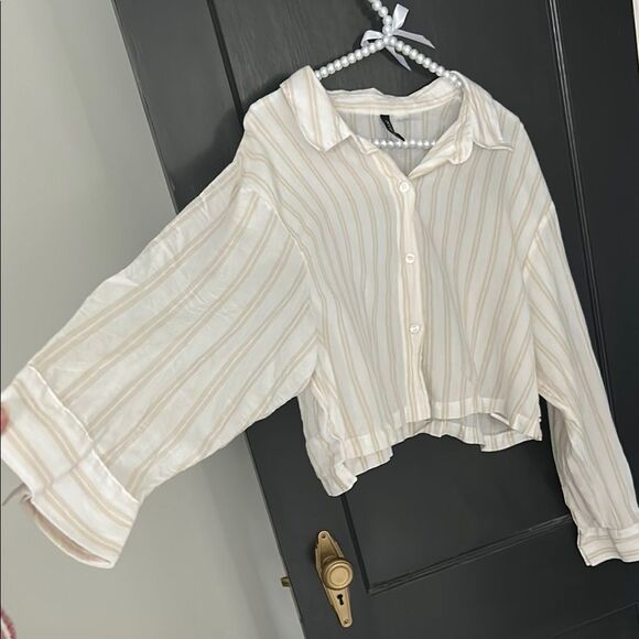 Divided by H&M Cream Cuffed Sleeve Crop Shirt - Picture 3 of 4